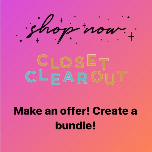 ⭐️CLOSET CLEAROUT⭐️MAKE A REASONABLE OFFER⭐️ - Picture 2 of 2